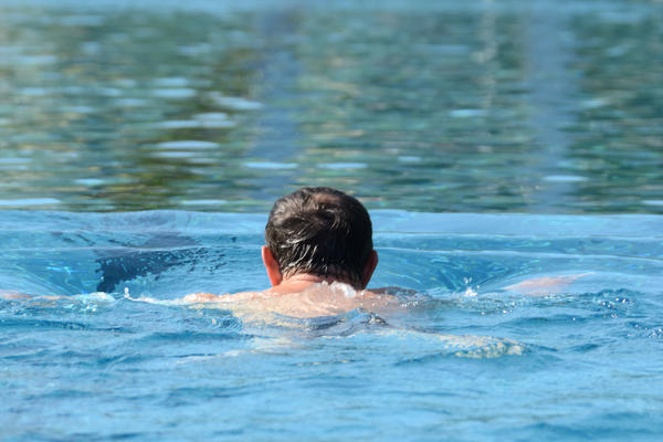 Bild vergrößern: Sport und Freizeit - Senioren - Schwimmer