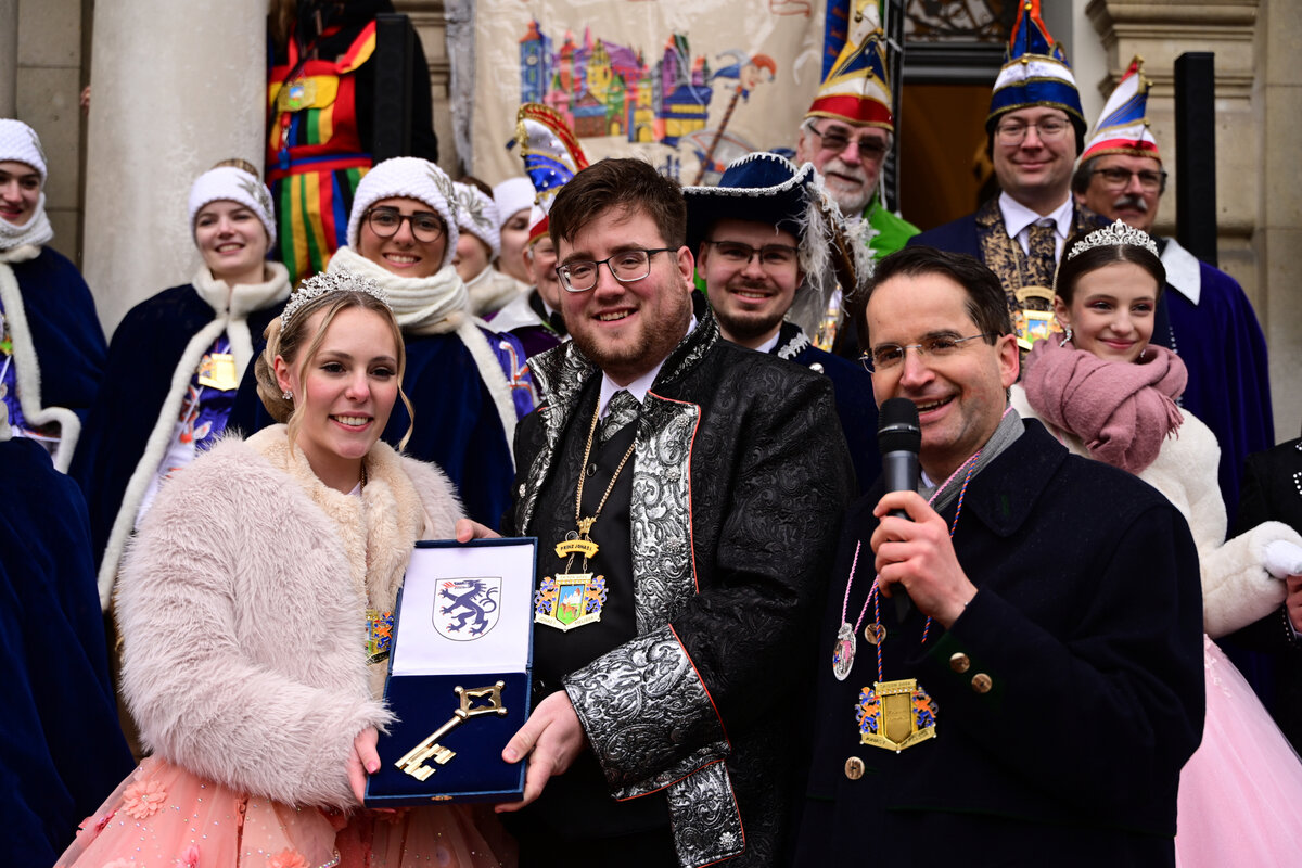 �bergabe der Rathausschl�ssel