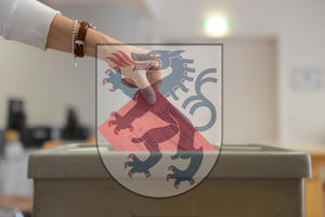 Bild vergrößern: Wahlurne - Kommunalwahl - Symbolbild