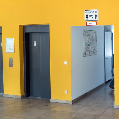 Bild vergrößern: Zugang zum WC im EG Soziales Rathaus