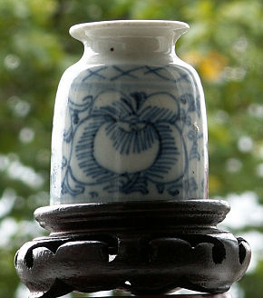 Porzellanvase. Foto: Kurt Scheuerer