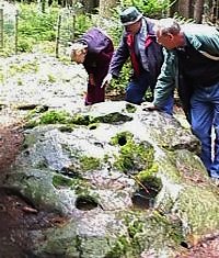 Stein an der Willibaldskapelle. Foto: Welker